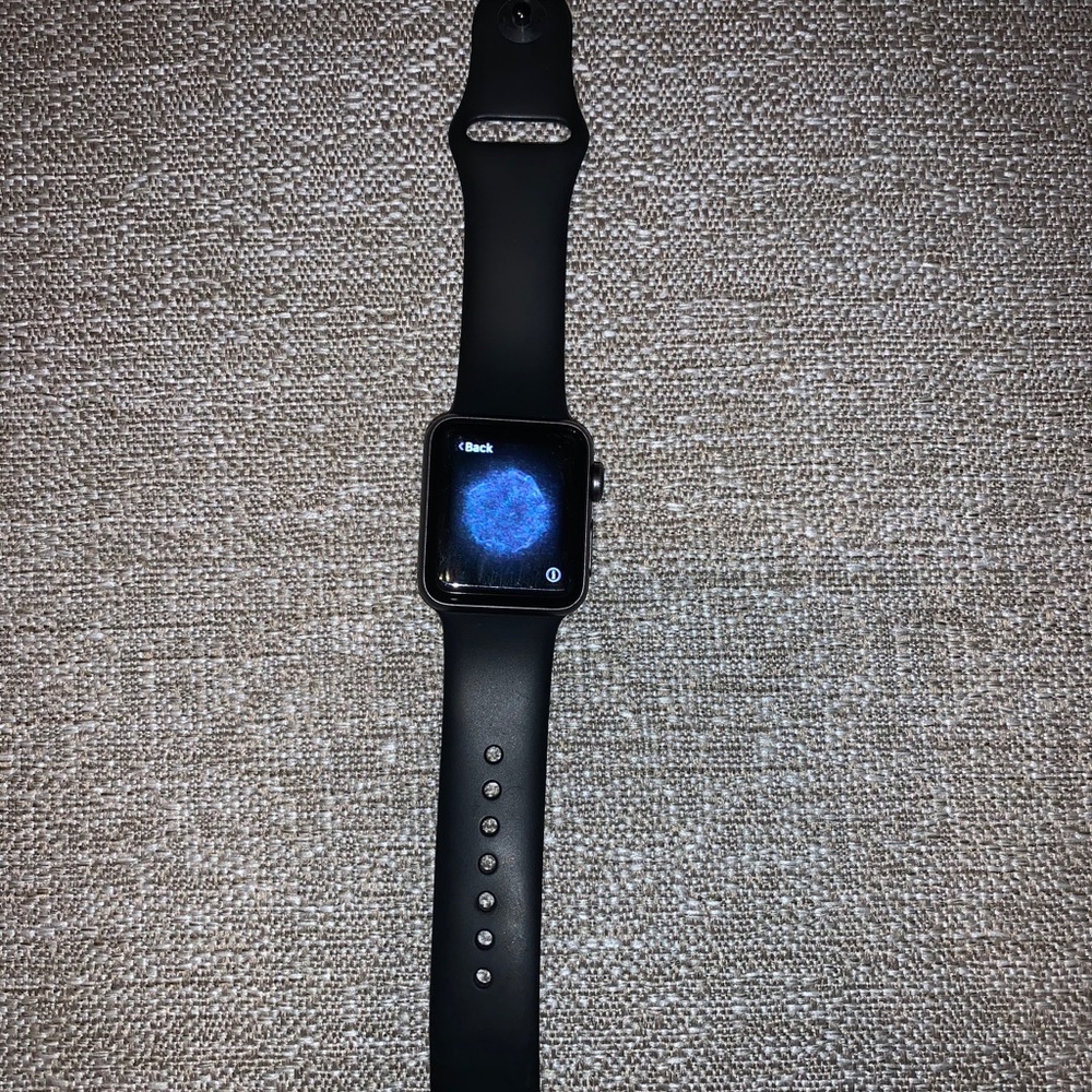 Apple Watch series 3 - 38 mm.